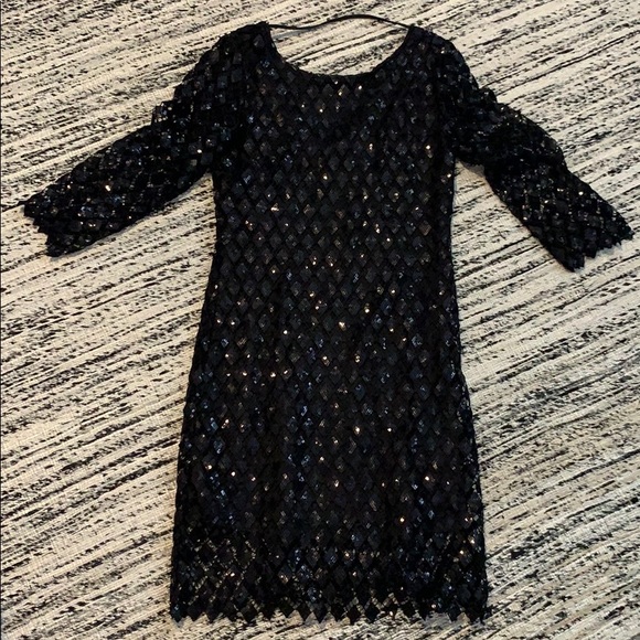 Beautiful Romeo and Juliet couture LBD - Picture 2 of 8